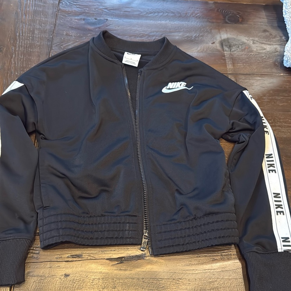 Nike Black and White Full Zip Track Jacket Size Kids M